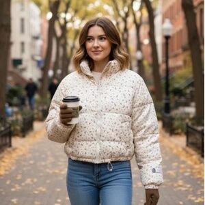 No Boundaries Women's Cropped Puffer Coat